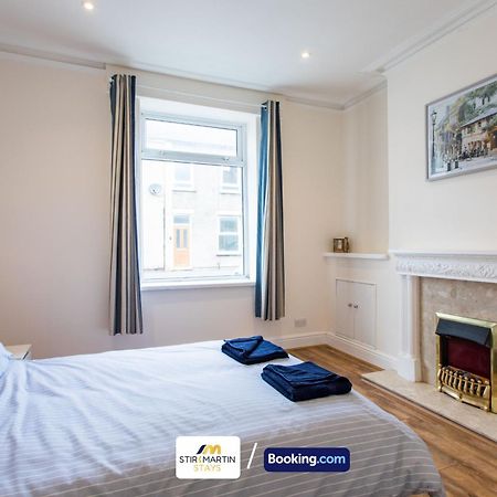 2 Bed Apartment By Stirkmartin Stays Short Lets & Serviced Accommodation Cardiff With Free Parking & 7Mins To City Centre Exterior foto